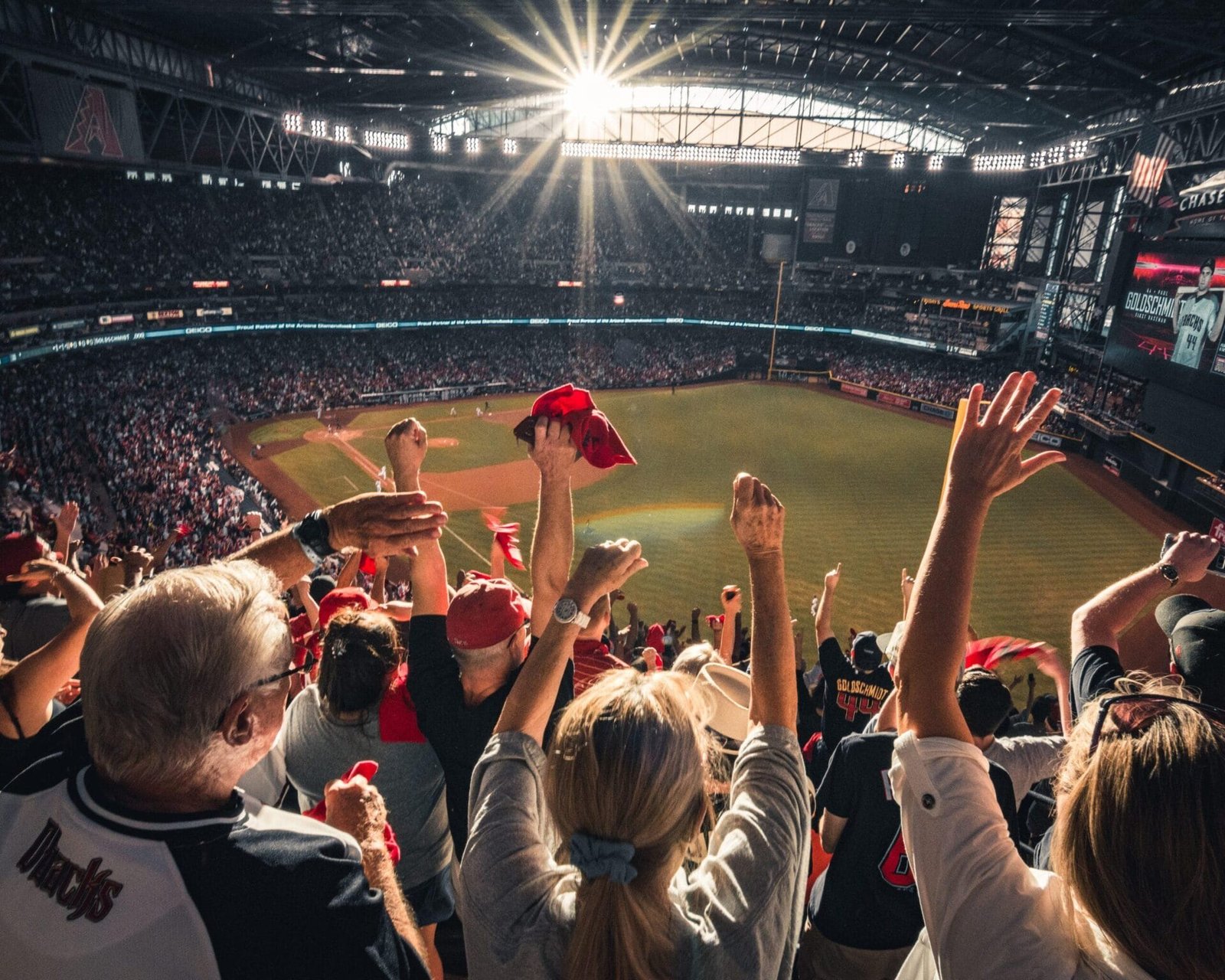 Thumbnail for How to Sports Fan Better – The Ultimate Guide!